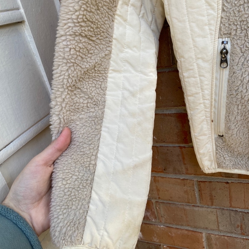 STAINED PATAGONIA FLEECE SHERPA JACKET MEDIUM - Picture 4 of 8